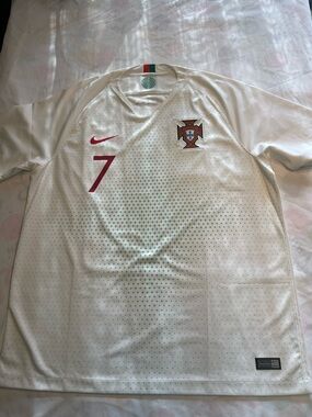Nike Portugal 2018 World Cup Ronaldo (7) away jersey 
Size XL NWT